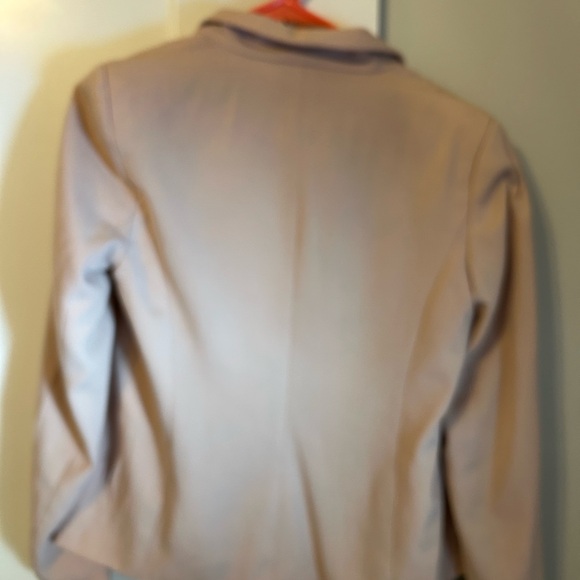 Katherine Barclay Light Pink Blazer - Picture 4 of 7